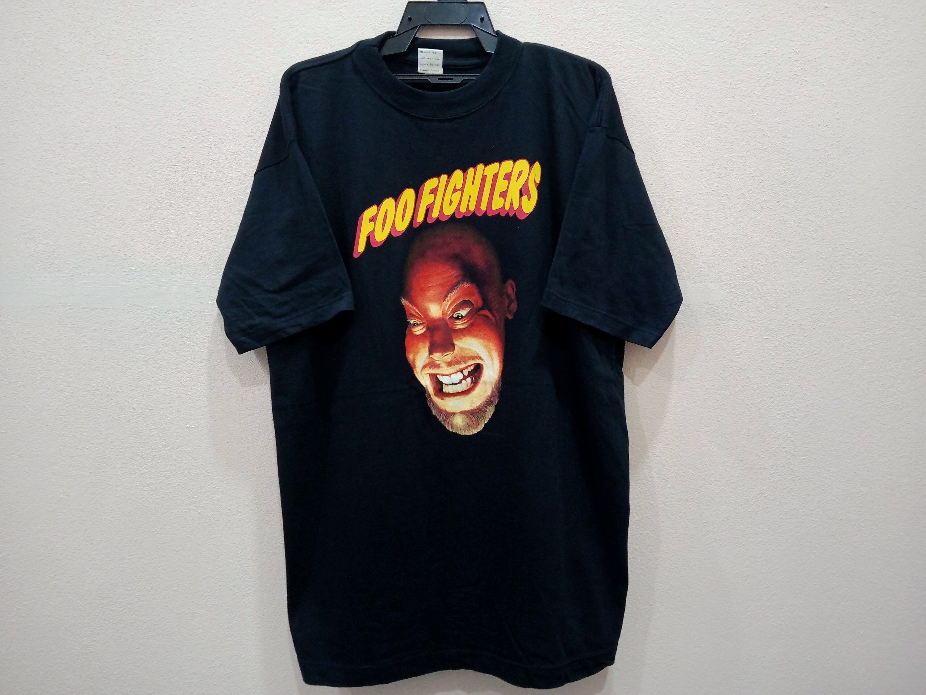 Vintage 90's Foo Fighters American Rock Band Black Xlarge T Vintage 90's Foo Fighters American Rock Band Black Xlarge T