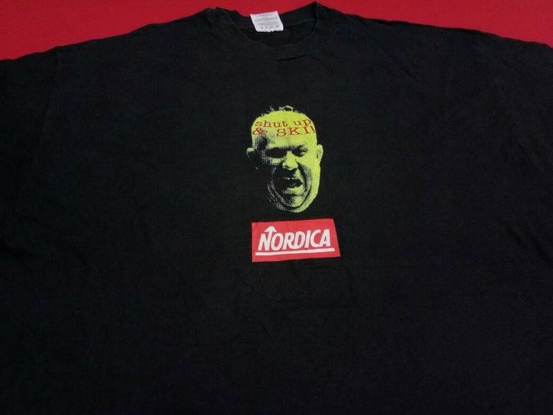 90s xlarge mens t-shirt vintage Nordica shup and ski!