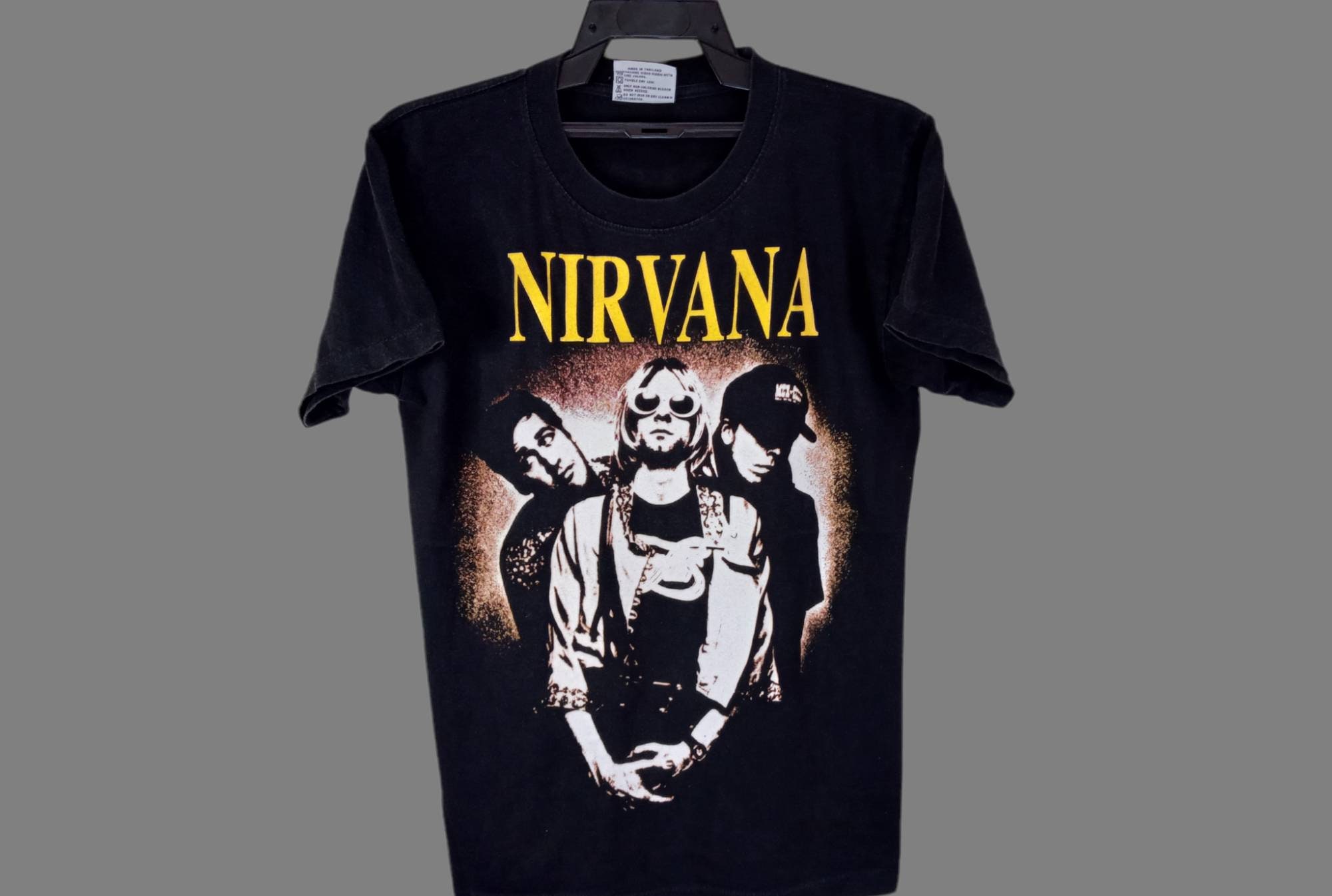 Vintage NIRVANA Band Rock Music Kurt Cobain Medium Black T Vintage NIRVANA Band Rock Music Kurt Cobain Medium Black T