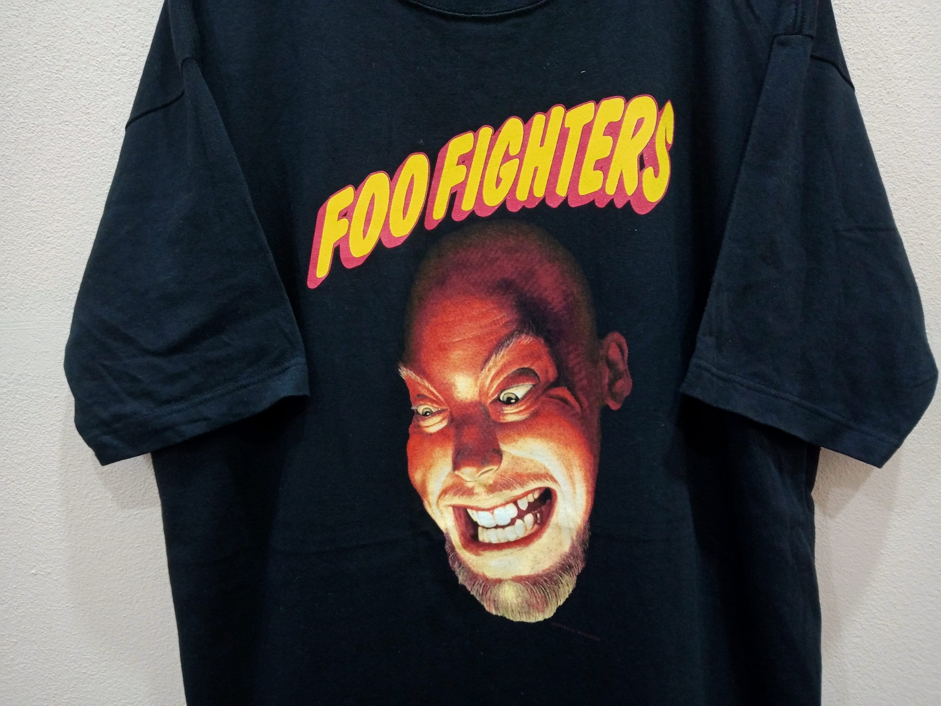 Vintage 90's Foo Fighters American Rock Band Black Xlarge T Vintage 90's Foo Fighters American Rock Band Black Xlarge T