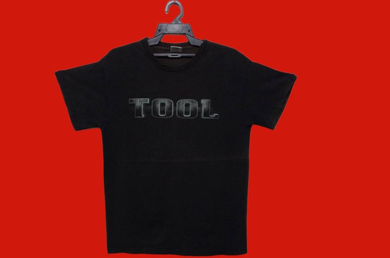 Vintage Tool Band Music Concert Mens T 