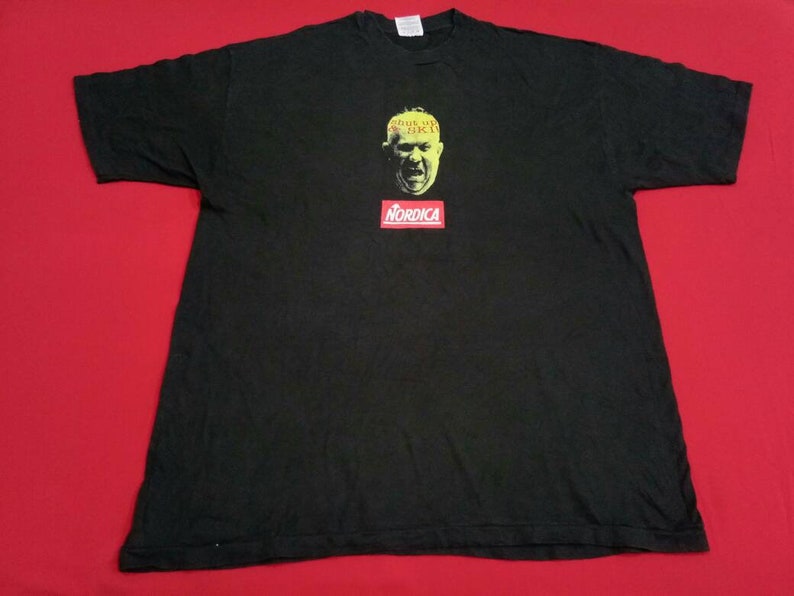 90s xlarge mens t-shirt vintage Nordica shup and ski!
