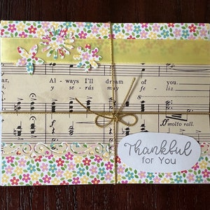 Handgefertigte up-cycled florale Dankeskarten (innen blanko)
