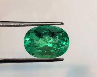 NEW Lot 8.88 Carats Legendary Vibrant Rich Green Color Sparky Luster AAA+++ Fine Quality Natural COLOMBIAN Emerald, Genuine Loose Emerald.