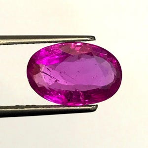 Natural PINK SAPPHIRE | 5.23 Carats Rich Neon Pink Color Sparky Luster AAA+++ Fine Quality Natural Pink Sapphire | Genuine Pink Sapphire.