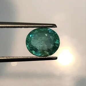 COLOMBIAN EMERALD | 1.88 Carats Rich Green Color Sparky Luster AAA+++ Fine Quality Natural Colombian Emerald | Genuine Colombian Emerald.