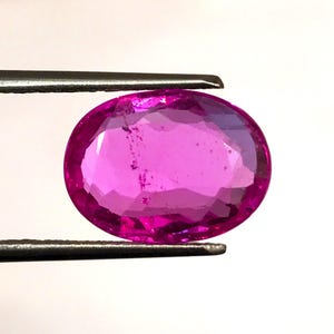 Natural PINK SAPPHIRE | 5.84 Carats Rich Vivid Pink Color Sparky Luster AAA+++ Fine Quality Natural Pink Sapphire | Genuine Pink Sapphire.