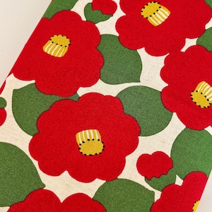 1406# Elegant Red Flower and Leaves Pattern, Beautiful Floral Cotton Linen Fabric / Upholstery Fabric / 50cm x 110cm / Made in Japan / M