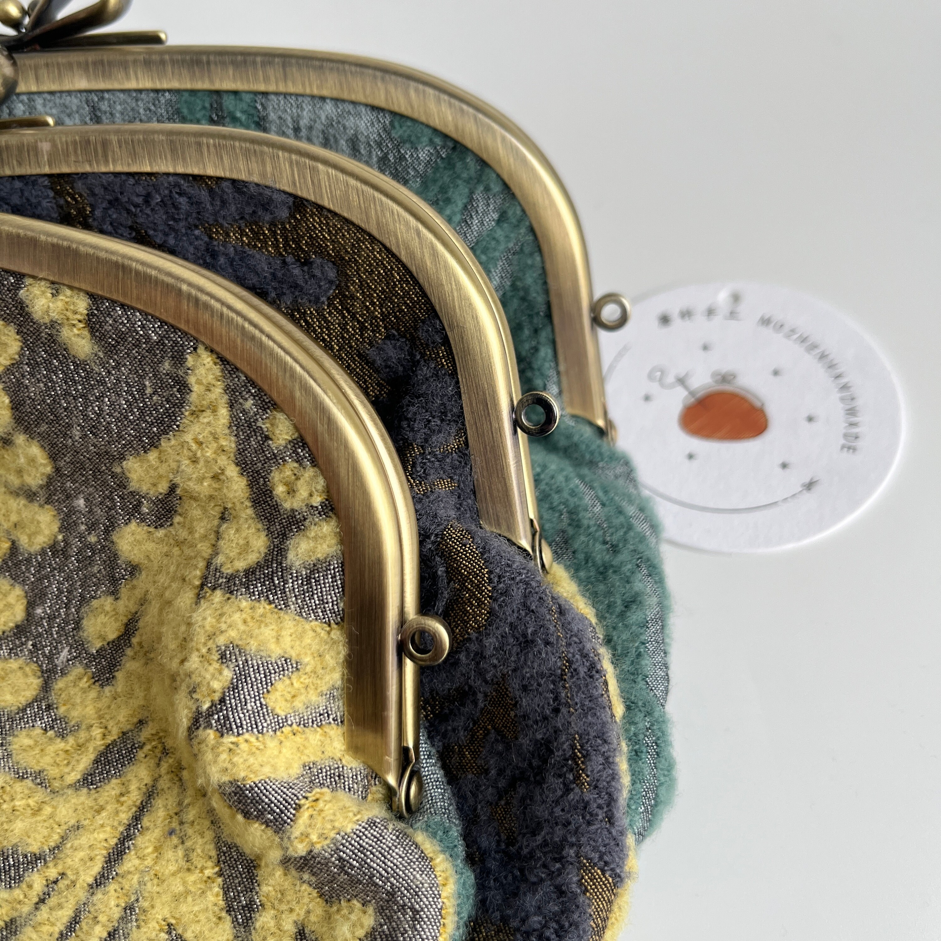 538# Handmade Forest Pattern Kisslock Purse With Mina