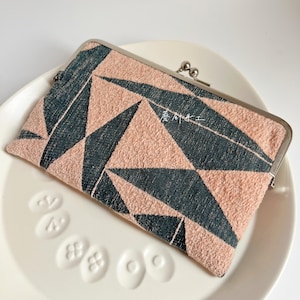 662# Handmade Classic Pink Triangle Kisslock Purse with Mina Perhonen Designed Fabric/ Pen Storage Bag/ Makeup Organiser/Small Stuff Storage