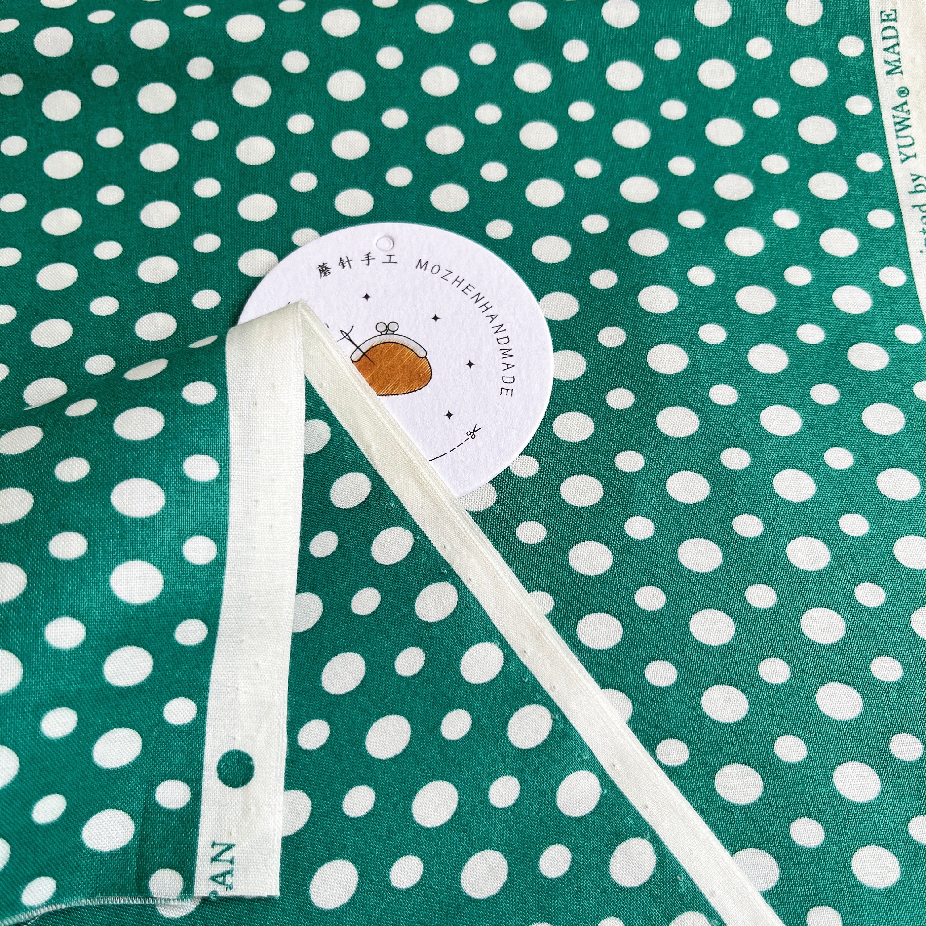 1085# YUWA有輪 Cute Small Essential Polka Dots Pattern