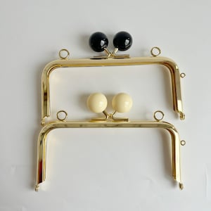 3317 # 6 cm * 13 cm elegante zwarte en beige kraal vierkante vorm portemonneesluiting / goudkleur KissLock-portemonneeframe / doe-het-zelfsluiting portemonneeframe