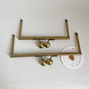 3303# 6.5cm*17.7cm, 6.5cm*13.5cm Elegant Retro Gold Color Kiss Lock Square Clasp Purse Frame/ Clasp Purse Frame/DIY Bag Frame