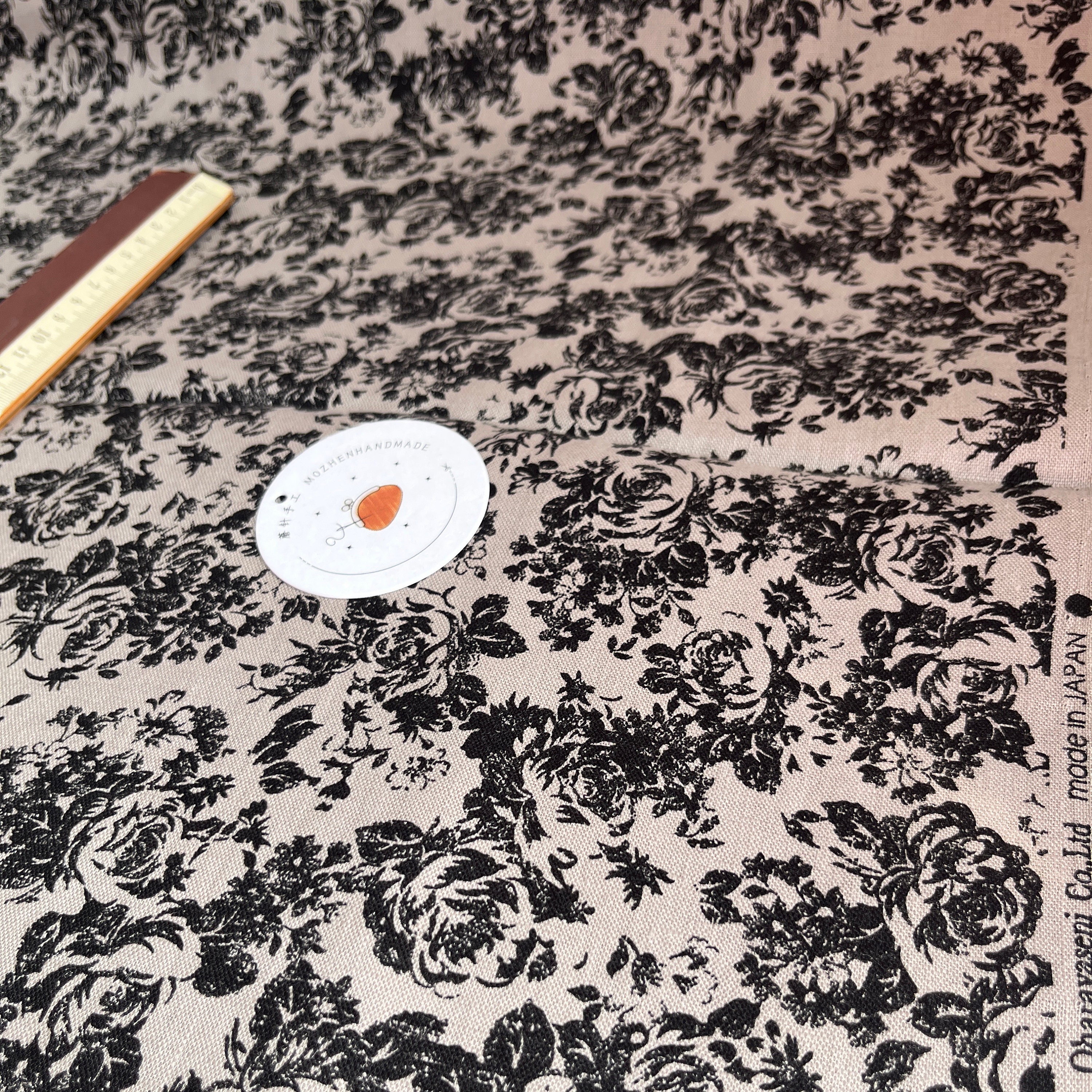 1251# Retro Royal Victorian Style Blue, Red, Floral Linen Fabric