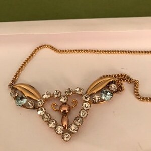 Lovely vintage Star-Art rhinestone and 12K gold heart-shaped necklace 1940s image 3