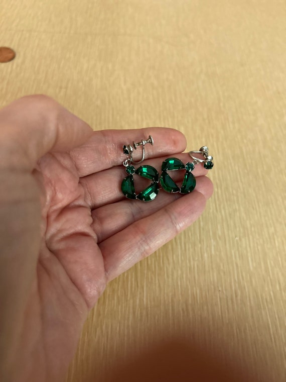 Chic emerald green rhinestone dangle earrings scr… - image 5