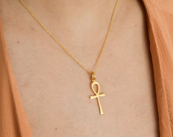 22K Gold Ankh Cross Pendant Necklace 