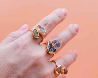Anello in oro regolabile con pietra preziosa grezza, anello con pietra portafortuna, regalo per lei, anelli curativi con pietra preziosa autentica, grande anello di cristallo, gioielli boho