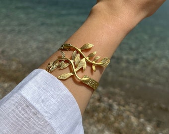 Greek Athena Bracelet, Lower Leaf Arm Cuff, Grecian Leaf bracelet, Gold Wrap Bracelet, Bridal Jewelry, Nature Inspired Leaves Cuff, Arm Cuff