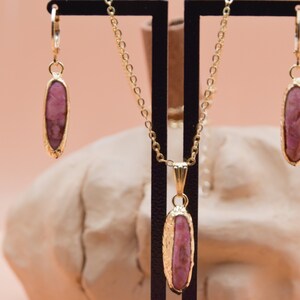 Pink Tourmaline Jewelry Set, Tourmaline Necklace, Tourmaline Earrings, Minimalist Gold Jewelry Set, Raw Gemstone Pendant, October Birthstone image 6