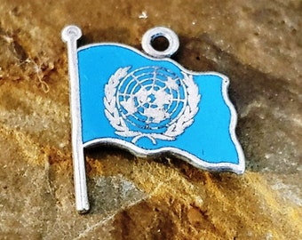 Vintage United Nations Charm Sterling Silver Charm Bracelet Enamel Charm Necklace Pendant Mock UN Charm New York City Charm