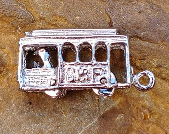 Vintage Cable Car Charm San Fransisco Charm Sterling Silver Charm Bracelet Cable Car with Movable Wheels Travel Charm San Fransisco Souvenir