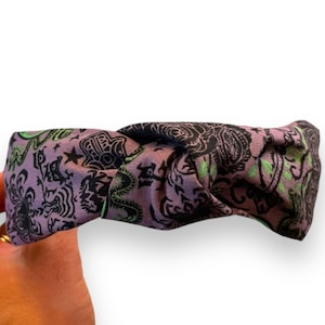 Diadema de nudo de corbata de Halloween hecha a mano Disney Haunted Mansion's Madam Leota Tarot Crystal Ball Negro Púrpura Verde