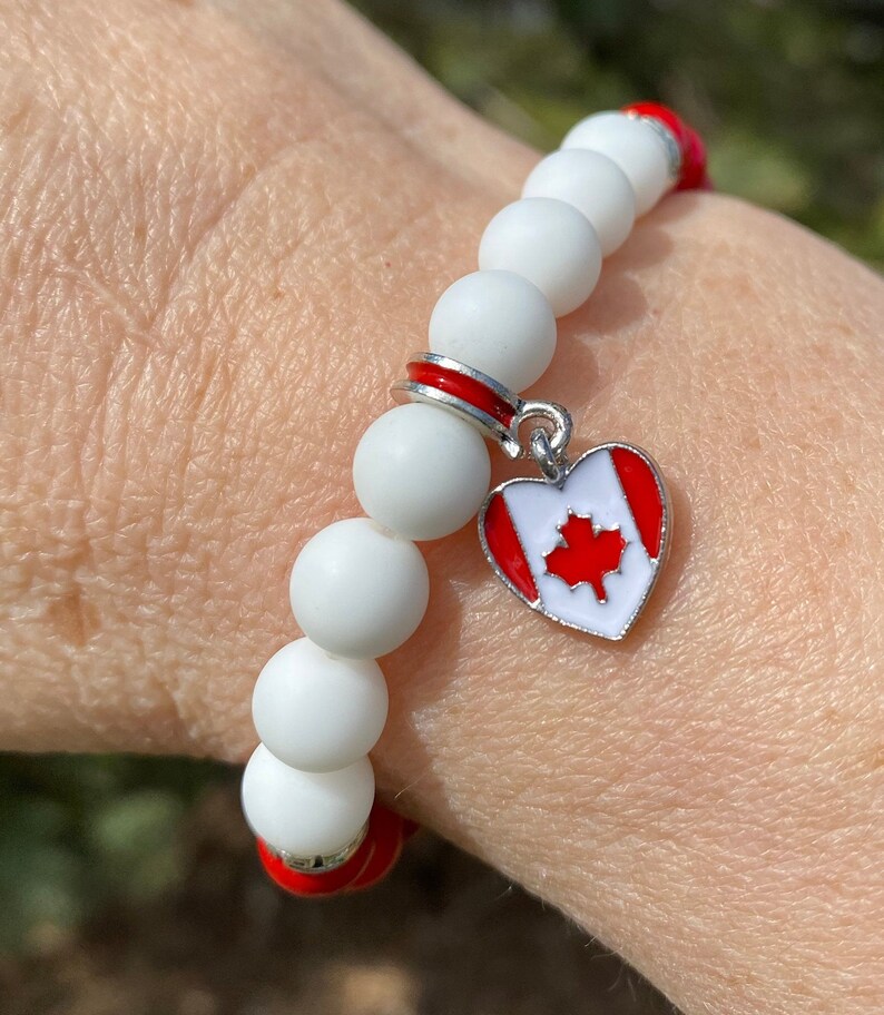 Canada bracelet Etsy
