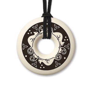 Celtic Cat annulus porcelain pendant