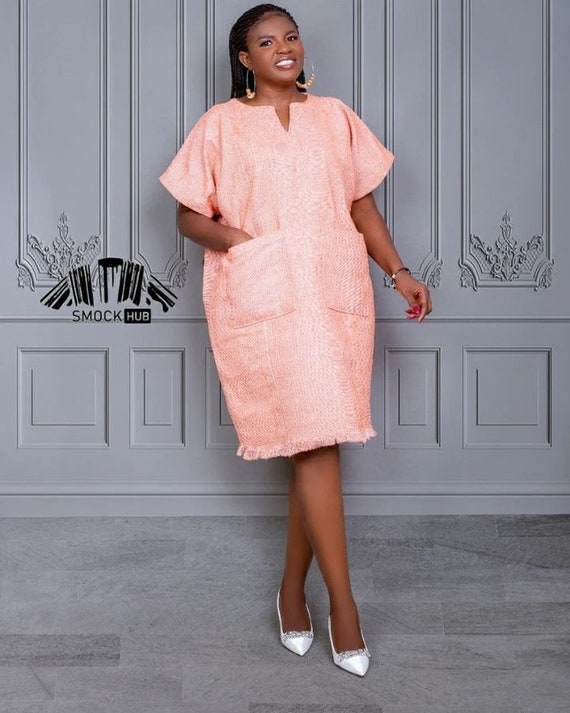 Robe a smocks Vezna Robe a smocks pour femmes Batakari pour femmes Robe a smocks africaine Blouse Ghana Tunique africaine Femmes Fugu Blouse femme africaine Etsy France