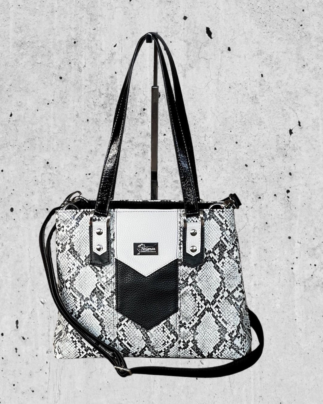 Black White Duck Mallard Pattern Prin Crossbody Bags