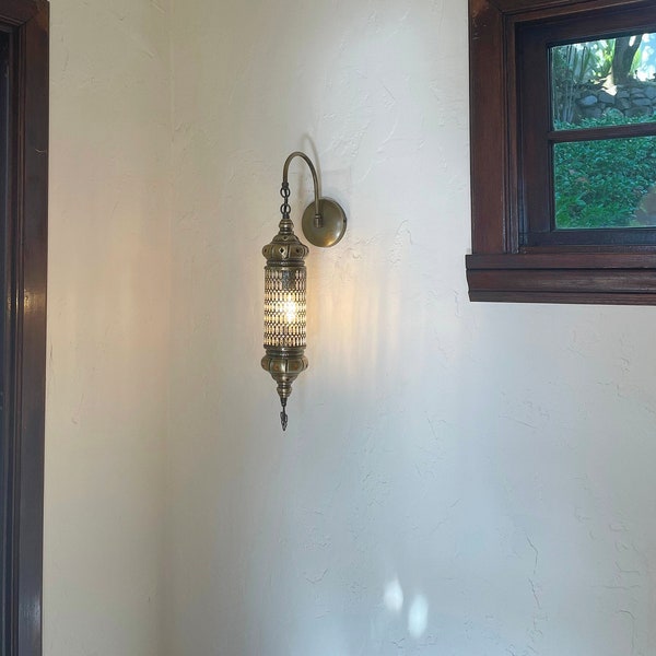 Indoor sconce,interior lamp,Wall lamp,Wall light,wall sconce,morocco wall light,morocco lighting,Turkish Light,moroccan lamp,morocco lantern