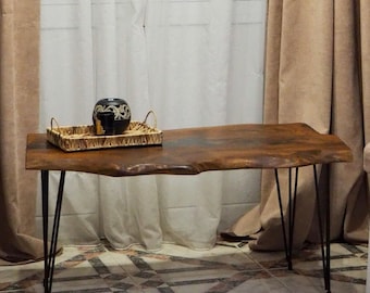 Tavolino da caffè moderno in noce epossidico - Stile rustico Scandi Japandi con lastre di fiume