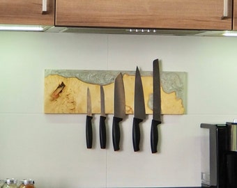 Magnetic Maple Knife Rack – Minimalist Wood Wall Knife Holder for Kitchen