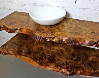 Estantes de tocador dobles de madera de álamo con borde natural, almacenamiento de baño de madera maciza, estantes rústicos, encimera de baño, decoración de granja