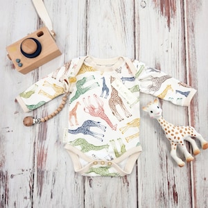 Bio Baumwolle Baby Body mit Giraffen Muster, Unisex Outfit