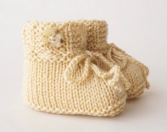 Baby shoes knitted knitted shoes baby sand natural knit button uni gift birth