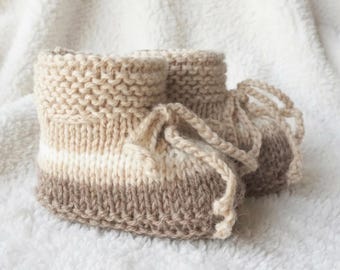 Scarpine da neonato lavorate a maglia in lana di alpaca, colori naturali, filato naturale, crema, marrone, beige, fatte a mano, lavorate a maglia a mano, regalo per neonato, lana