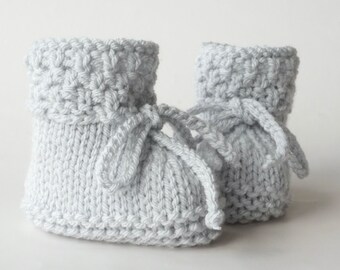 Baby shoes knitted autumn winter light gray knitted shoes thick warm plain neutral 6-9 months 11.5-12 cm