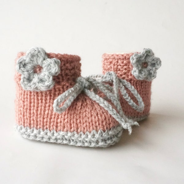 Babyschuhe gestrickt Strickschuhe Baby Geschenk Finkli altrosa grau neutral uni Schuhe Herbst Winter Frühjahr