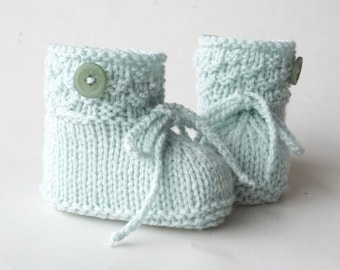 Baby shoes knitted mint-reed knitted shoes baby sage button gift birth uni neutral