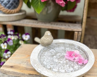 Vogelbad mit Ornament | Vogeltränke wasserdicht, wetterfest, stehend | Insektentränke | Gartendeko aus Beton