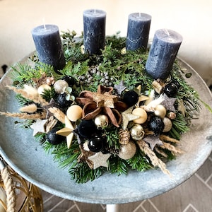 Schwarzer adventskranz