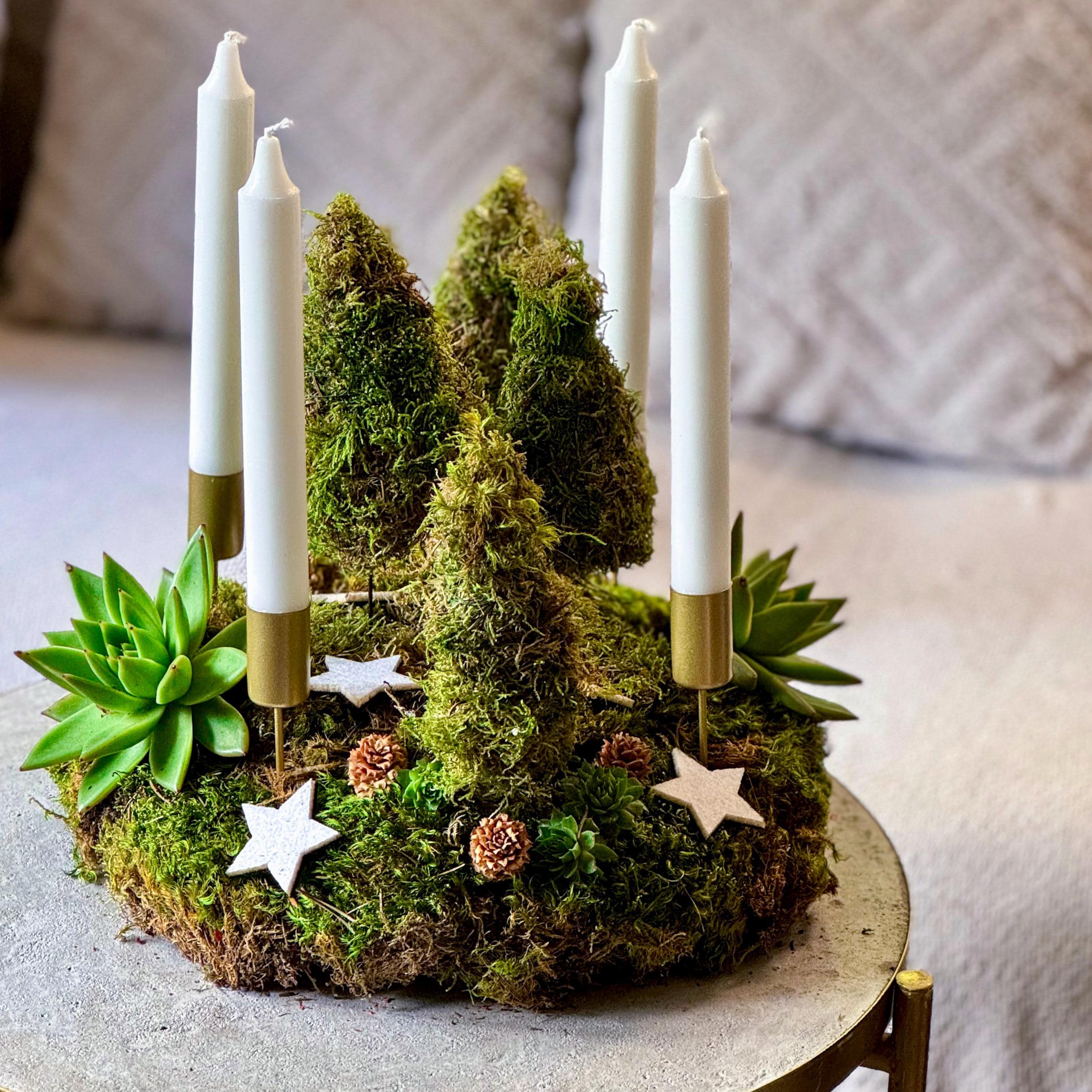 Modern moss wreath