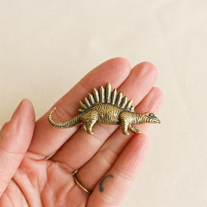 small brass dinosaur dimetrodon handcrafted collectible cute gift ideas office decor statue Jurassic World Palaeontologist dino lover