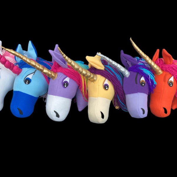 Cabezas de caballo Unicornio Stick de la Academia Unicornio, hobby