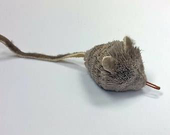Cat Toy Deer Hair Mouse  with Buffalo Leather/Hide Ears and Tail - Fun Rat like Teaser Wand / Pole Attachment / Refill