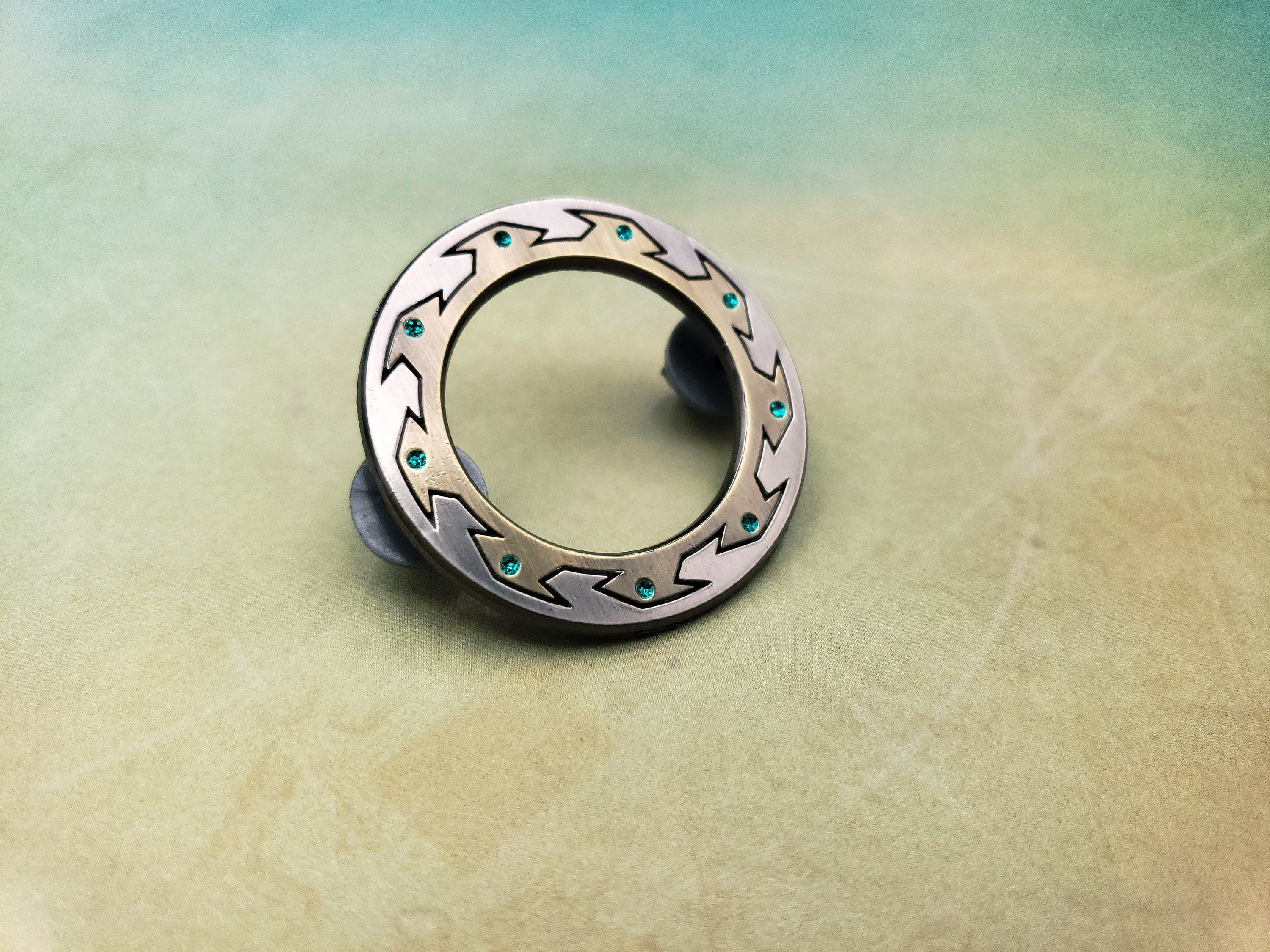Xena: Warrior Princess - Chakram Enamel Pin / Badge