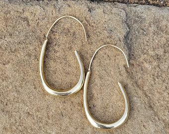 Continuous Curve Brass Earrings