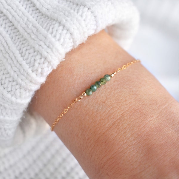 Raw Emerald Bracelet • May Birthstone • Handmade & Minimal Jewelry for Her • Mother's Day Gift • Tiny Crystal Bracelet